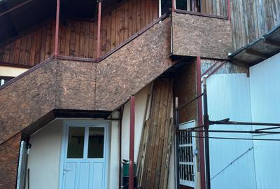 Casă spațioasă de vânzare în Azuga – 9 camere, 6 băi, vedere la Munții Bucegi - 14
