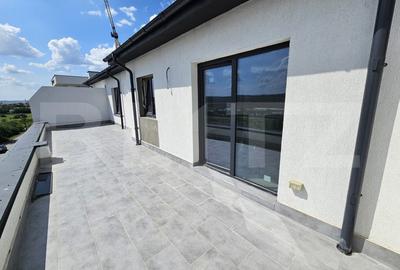 Apartament cu 2 camere semidecomandat în Valea Lupului