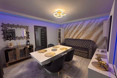 Apartament cu 3 camere decomandat, mobilat în Central