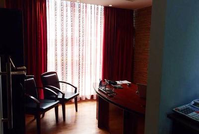 Birou, 145 mp în Gara