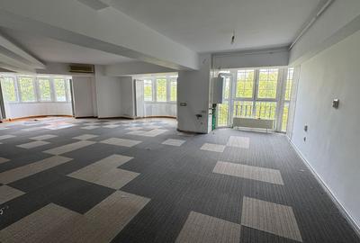 REA1025140 Apartament unic 3 camere Unirii - 2