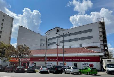 Apartament cu 2 camere semidecomandat, mobilat în Timpuri Noi