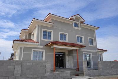 CASA DE LUX, 989 MP TEREN, FINISAJE PREMIUM, COMISION 0%. - 1