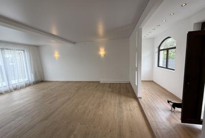 Vila 4 camere cu arhitectura deosebita langa pădure in Corbeanca ! - 7