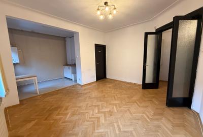 DOROBANTI-ROMANA, 2 camere, etaj 1, boxa, curte comuna, 58 m p - 1