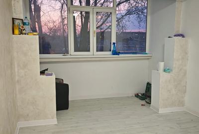 Alunisului- zona Marinarul, 2 camere, etaj 2, renovat - 2