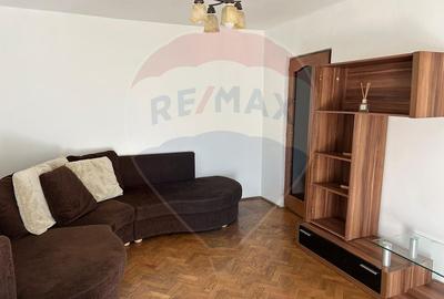 Apartament cu 3 camere decomandat, mobilat în Mănăștur