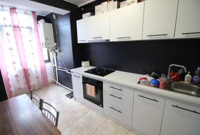 Apartament 2 camere Micro 16, etajul 1, renovat, geam baie - 3