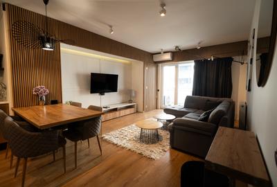 Apartament cu 2 camere semidecomandat, mobilat în Semicentral