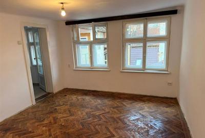 Cu terasa, Centrul istoric, Brasov - 2