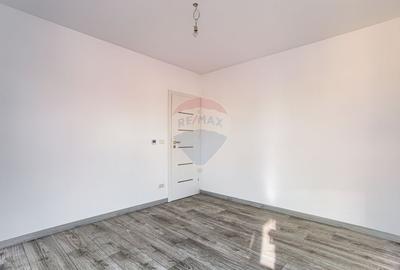 Apartament 3 camere COMPLEX ADORA PARK cu loc de parcare - 13