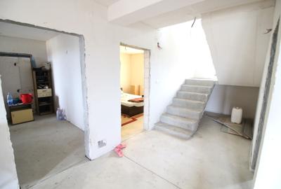 Vila D+P+M  Sat Costi ( Floricultura) cu bransamente la utilitati - 6