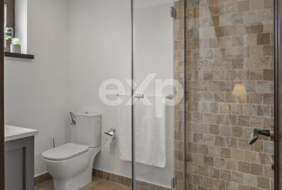 Refugiu urban în București: vilă elegantă, grădină matură și finisaje de lux - 20
