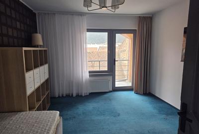 Apartament 3 camere zona centrala - 1