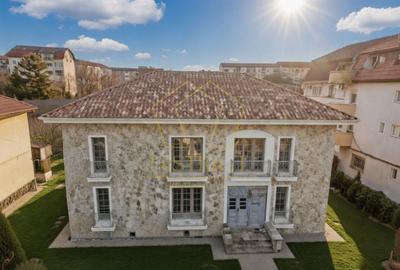 Vilă unică cu 5 camere in stil Toscan | zona Olimpia-Stadion - 1