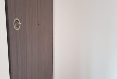 Apartament doua camere, decomandat, etaj 4, cu sarpanta, renovat modern, stradal - 28