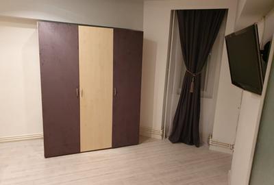 Apartament mobilat,utilat modern,centrala gaz,termen lung - 11