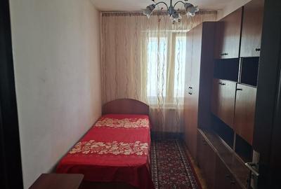 De inchiriat apartament cu 3 camere in Tudor - 3