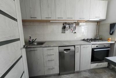 Garsoniera Drumul Taberei metrou Valea Ialomiței zona Brâncuși - 5