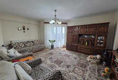 Apartament 2 camere Calea București, U-uri, vav Ramada, bloc construit 1992 - 1