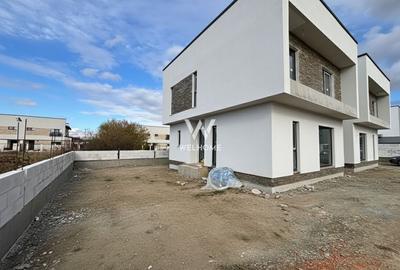 Duplex cu 4 camere în Șelimbăr