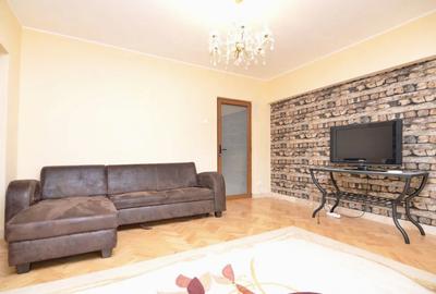 Apartament cu 2 camere decomandat, mobilat în Splaiul Independenței