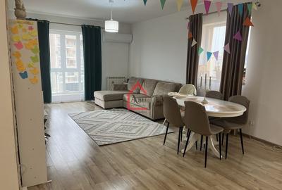 Apartament cu 3 camere semidecomandat, mobilat în Tătărași