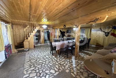Cabana spatioasa la 5 km de Partia Sureanu complet mobilata si utilata - 3