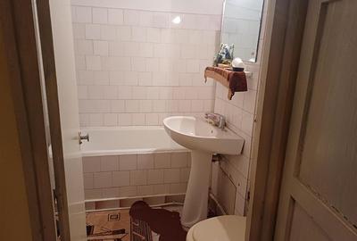 Vanzare apartament 3 camere Mioveni - 1