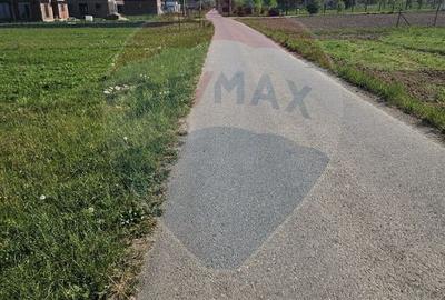 Teren intravilan de vânzare în Crăciunești – 1.780 mp - 2