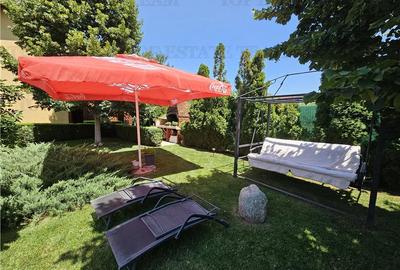 Vila lux 5 camere cu gradina superba centru Domnesti - 14