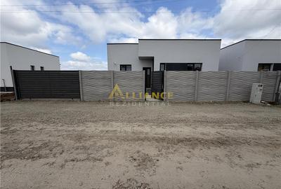 Casa parter cocheta, 3 camere, teren 253 mp – ideala pentru familie - 1