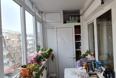 Apartament decomandat 3 camere + living de vanzare in zona Ostroveni - 11