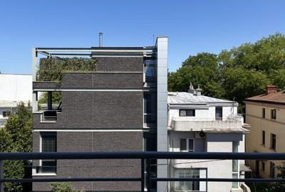 Apartament cu 3 camere semidecomandat, mobilat în Aviatorilor