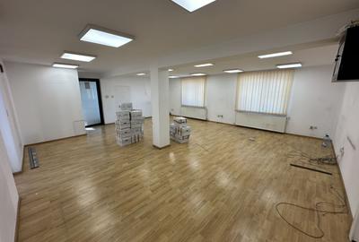Spatiu de birou -zona strada Cluj/ 4 locuri de parcare - 2