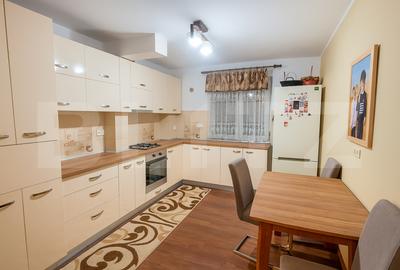 Apartament cu 4 camere semidecomandat, mobilat în Mănăștur