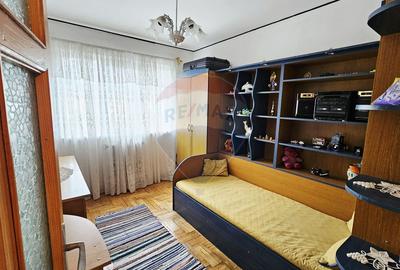 Apartament cu 4 camere de vânzare în zona Maratei - 6