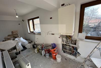 4 camere/ 2 bai / 119 mp/ parcare in curte / zona strazii Bucuresti - 14