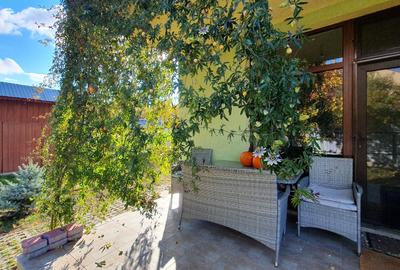 Casă individuală cu 5 camere în Ronaț