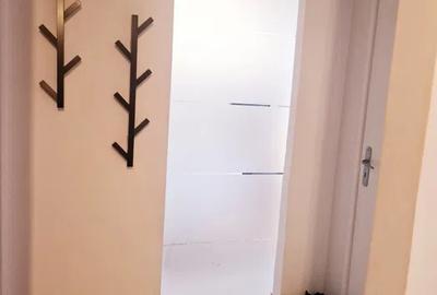 Apartament 2 Camere | Semidecomandat | Calea Grivitei - 6