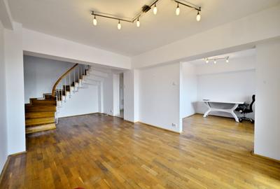 Vanzare Duplex 4 camere Bd. Unirii 12 vedere panoramica catre Mitropolie