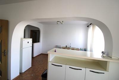 Apartament cu 3 camere  in zona I. C. Frimu (pe Nae Leonard) - 2