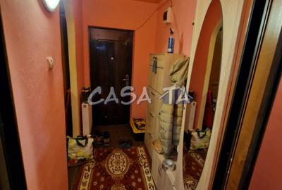 Apartament 2 camere, situat in Rovinari, Str.Castanilor - 8