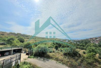 Duplex de vanzare intr-o zona retrasa in Dezmir! - 11
