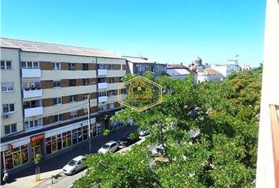 Centru - Apartament luminos cu 2 camere pe Calea Traian - 7