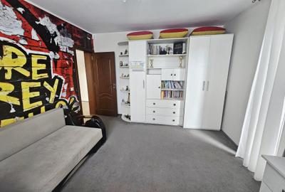 Vilă premium în Strejnicu | 8 camere | 345 mp utili | teren 595 mp - 44