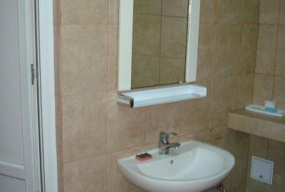 Birou, 96 mp în Universitate - 9