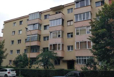 Garsonieră decomandată în Astra