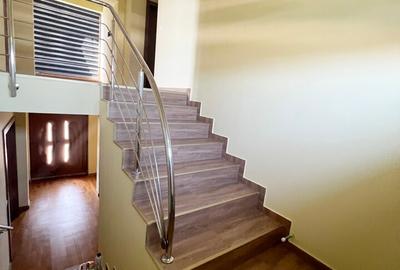 Vanzare 1/2 duplex in Alba Iulia - 2