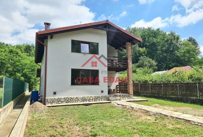Casa in Alunis--220.000e - 2